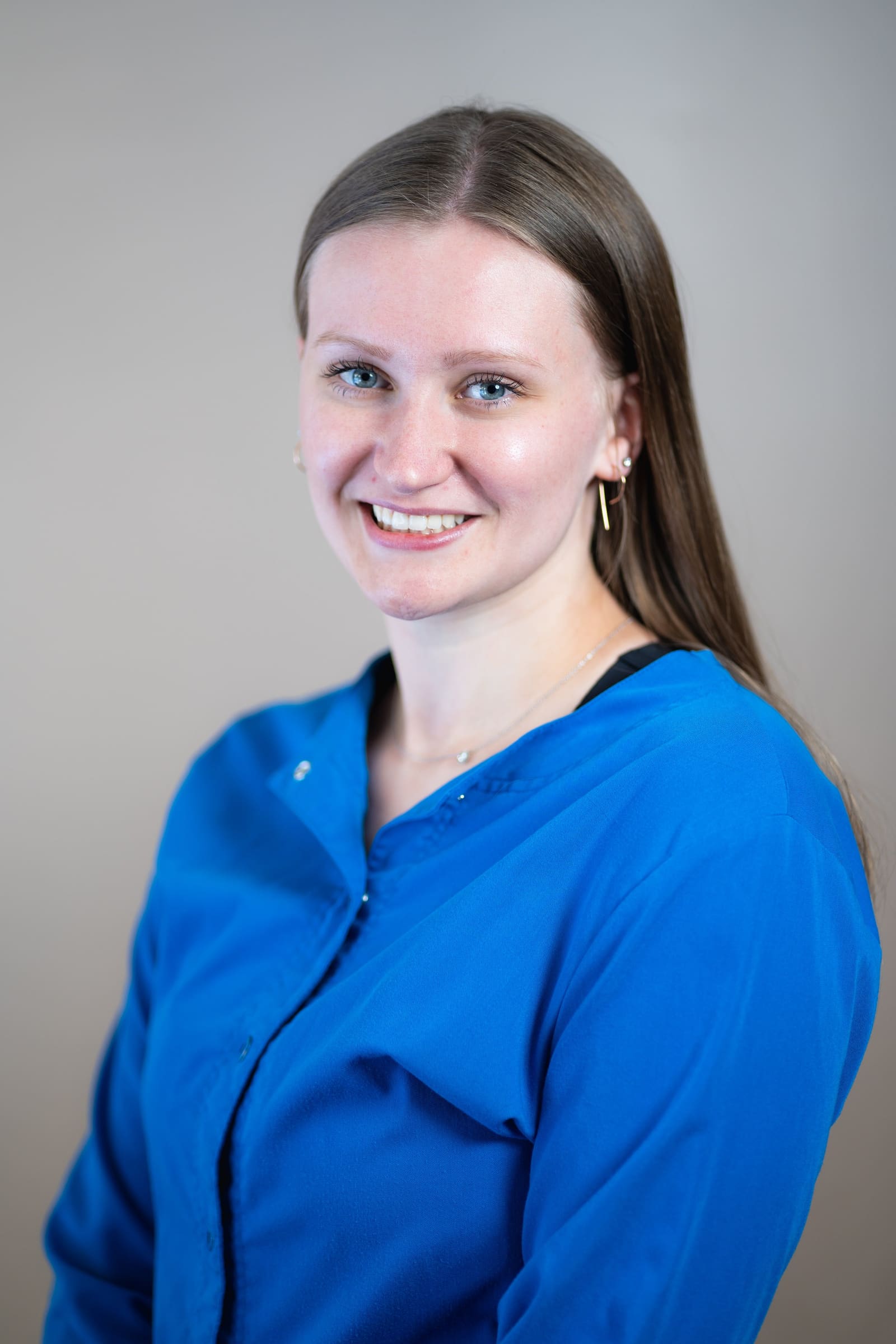 Portrait of Hannah, dental assistant at Dental Associates of Marquette