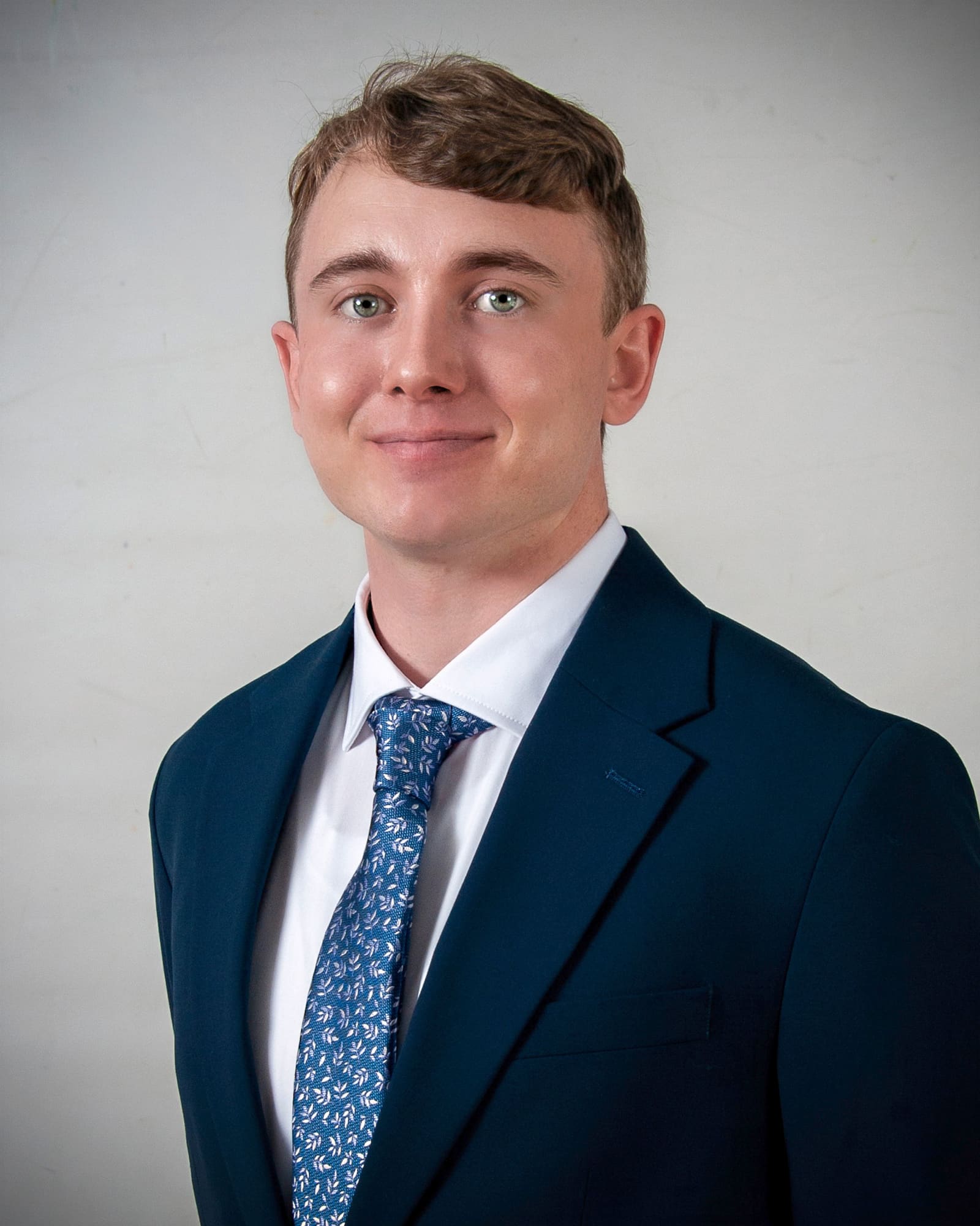 Portrait of Dr. Ryan Glover, DDS, dentist at Dental Associates of Marquette