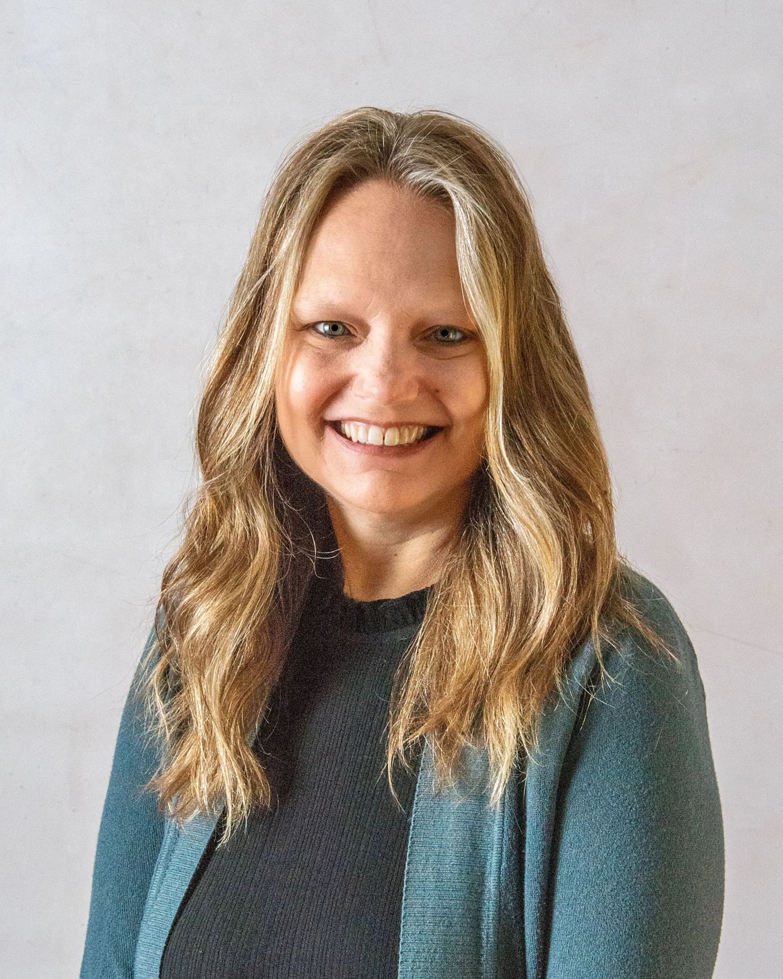 Portrait of Janine DellAngelo, RDH, hygienist at Dental Associates of Marquette